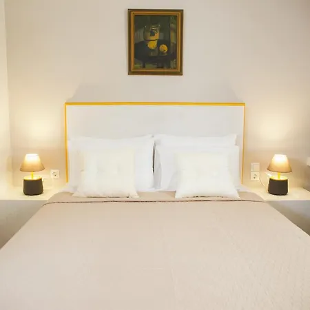 Praxitelis Luxury Apartments-2