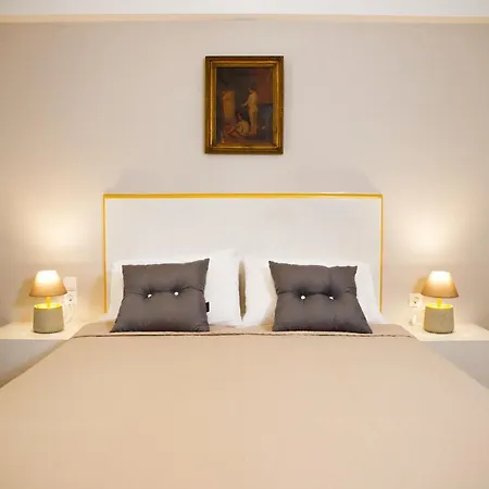 Praxitelis Luxury Apartments-2